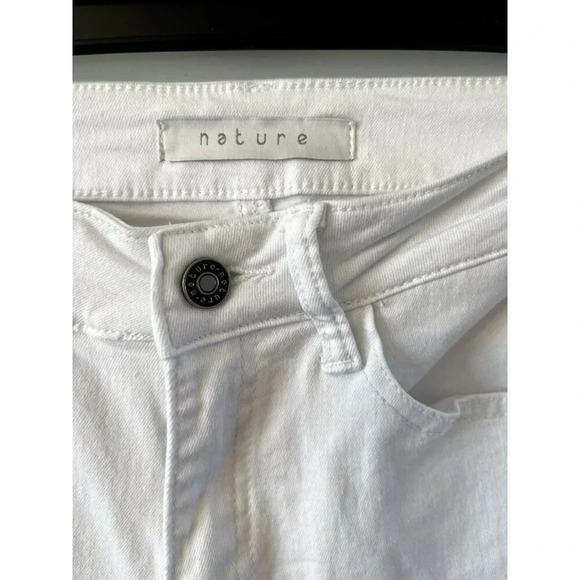 Nature Denim Mid Rise Skinny White Jeans Womens Size 27 Distressed stretch NWOT - Picture 6 of 6